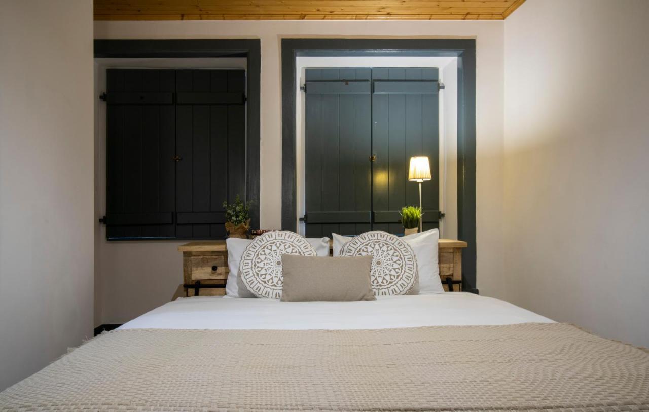 Se Velha Suites Coimbra Bagian luar foto