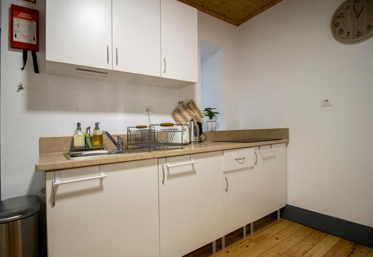 Se Velha Suites Coimbra Bagian luar foto