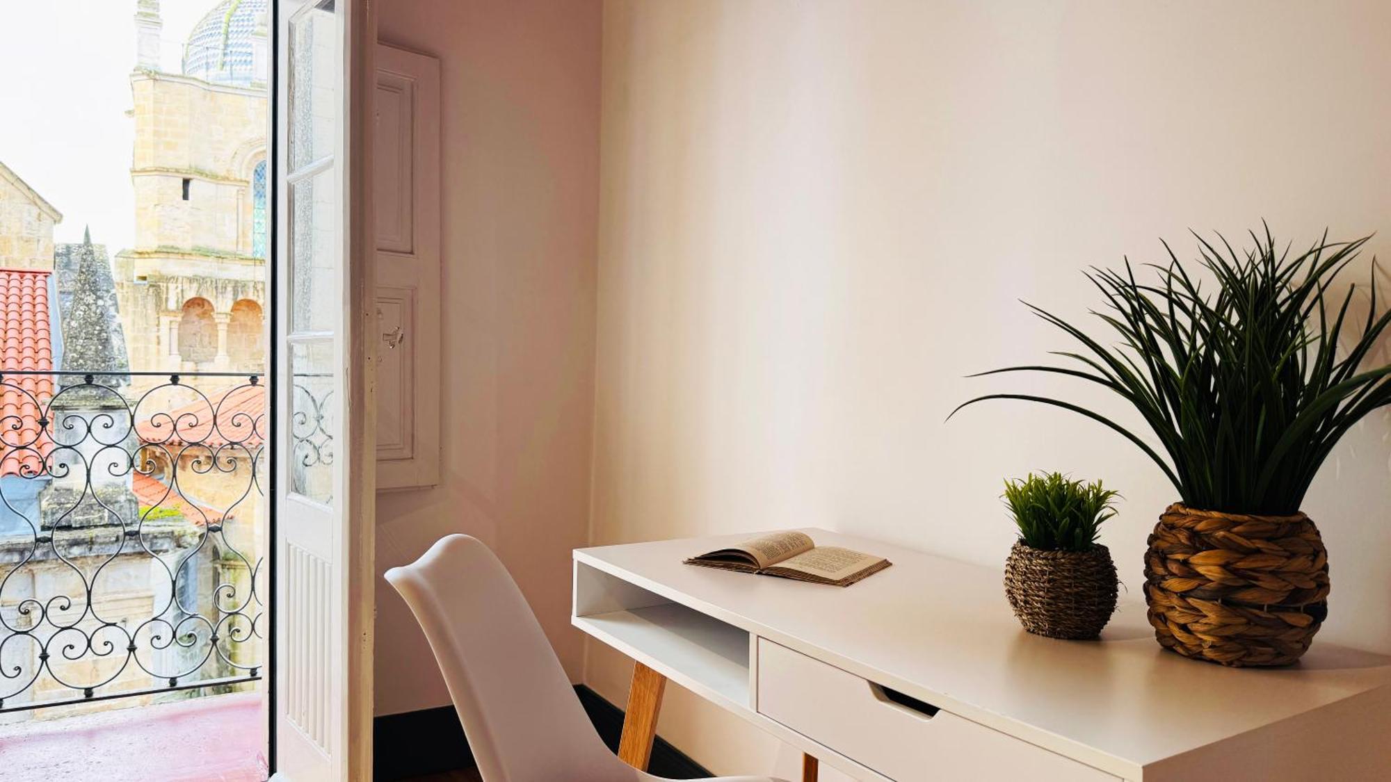 Se Velha Suites Coimbra Bagian luar foto